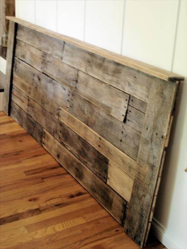 DIY Pallet Cozy Headboard Idea | Pallet Furniture DIY